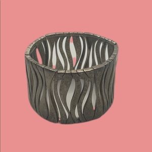 Beautiful Premier Jewelry Antique wash bracelet.